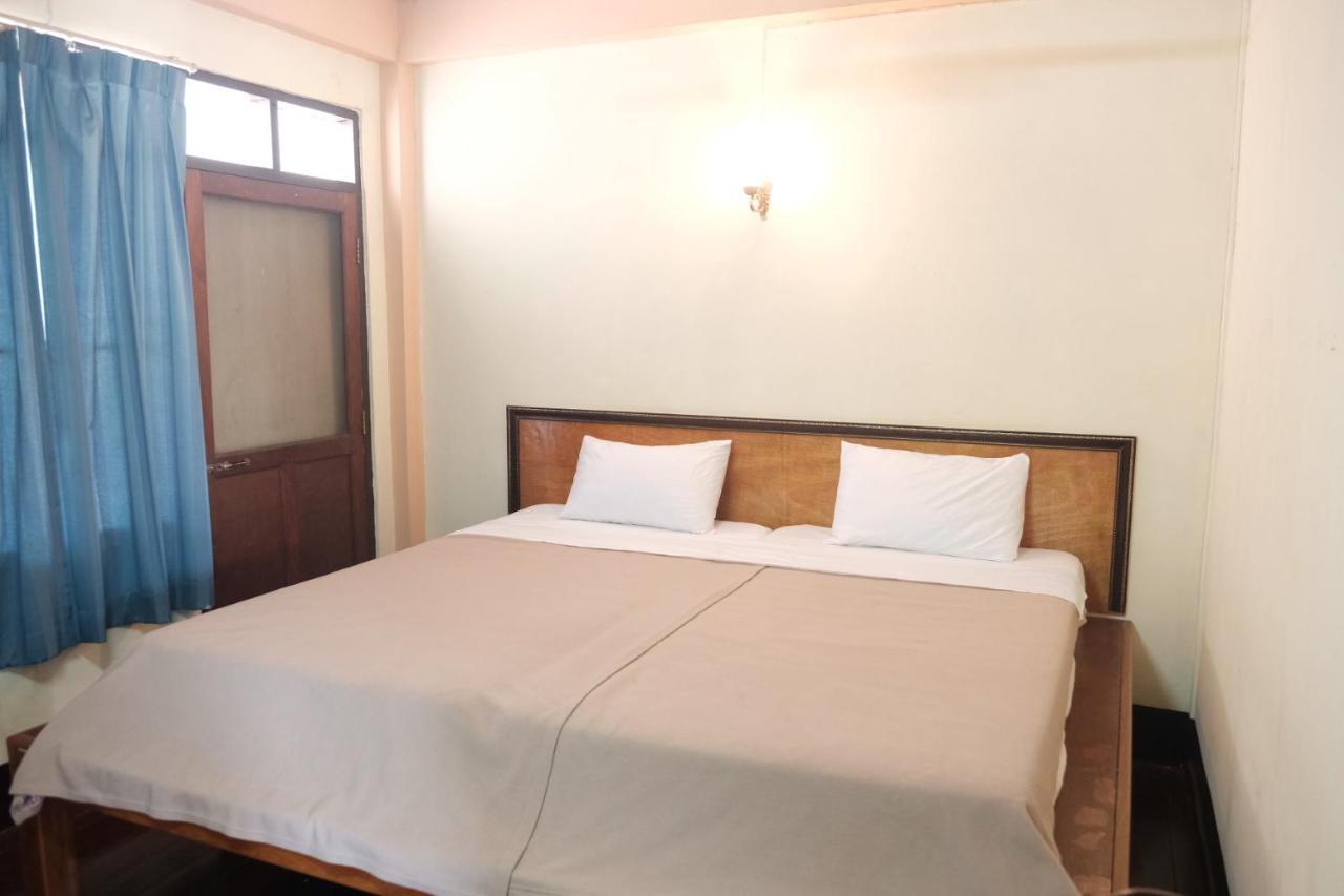 Manilath Guesthouse Ban Houayxay Habitación foto